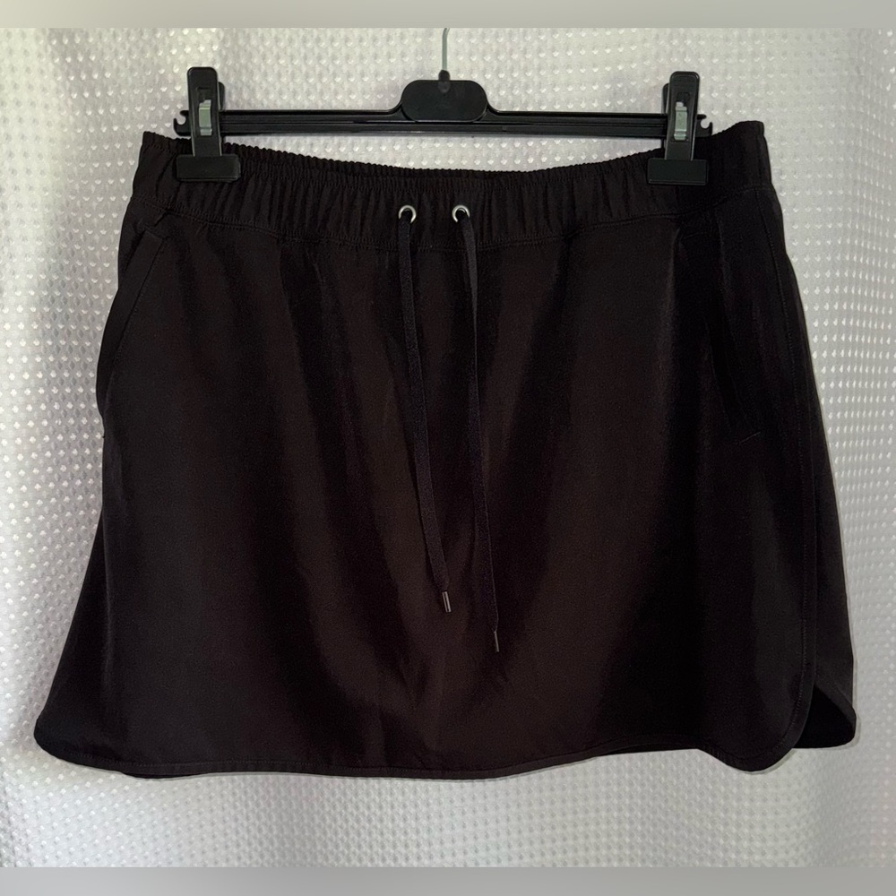 Women’s LA VIE EN‎ ROSE aqua black skort size large